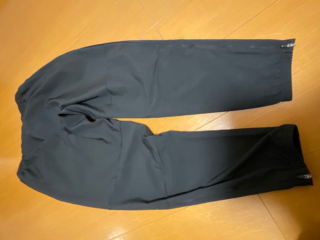 【上下セット】ナイキ ランニング ジャケット＆パンツ Mサイズ 黒 セットアップ