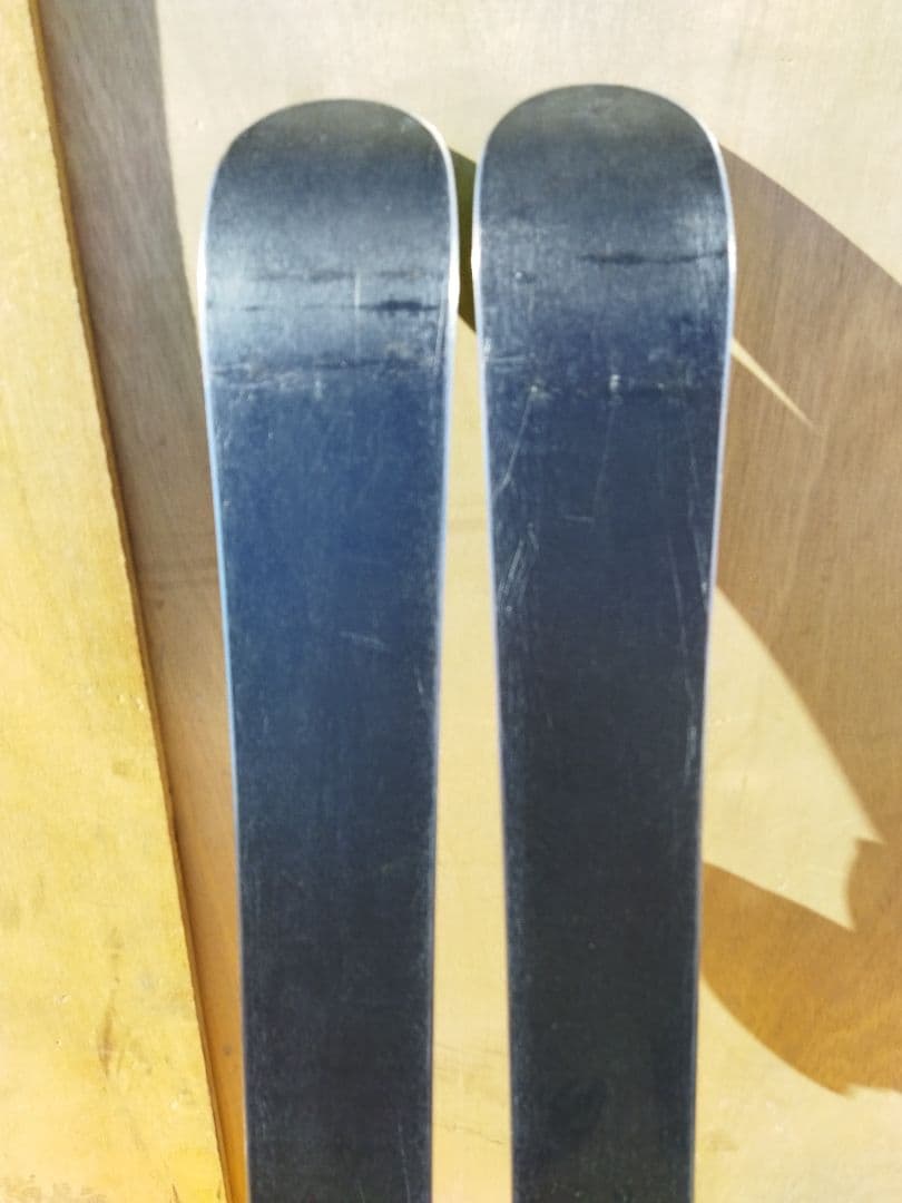 xt23　ROSSIGNOL　ロシニョール　SIN99 ショートスキー　黒