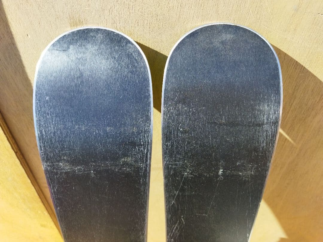 xt23　ROSSIGNOL　ロシニョール　SIN99 ショートスキー　黒