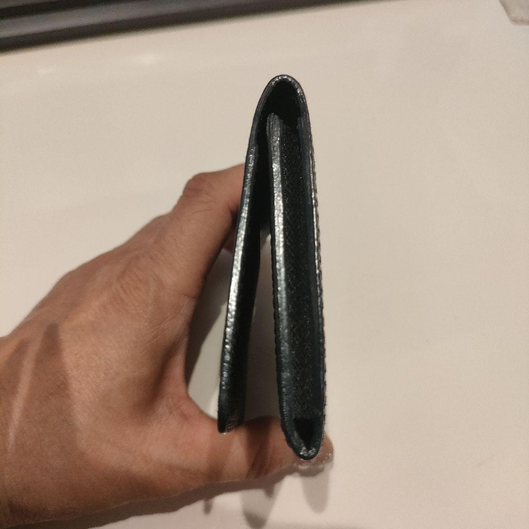 Louis Vuitton 黒 エピ 名刺入れ