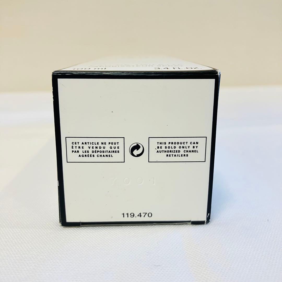 MIYABI2点新品シャネル　N°19 オードトワレ　香水　100ml ②