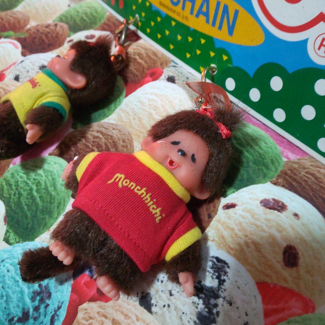 モンチッチ キーチェーン 2個&非売品 ディスプレイボード付 泣き顔