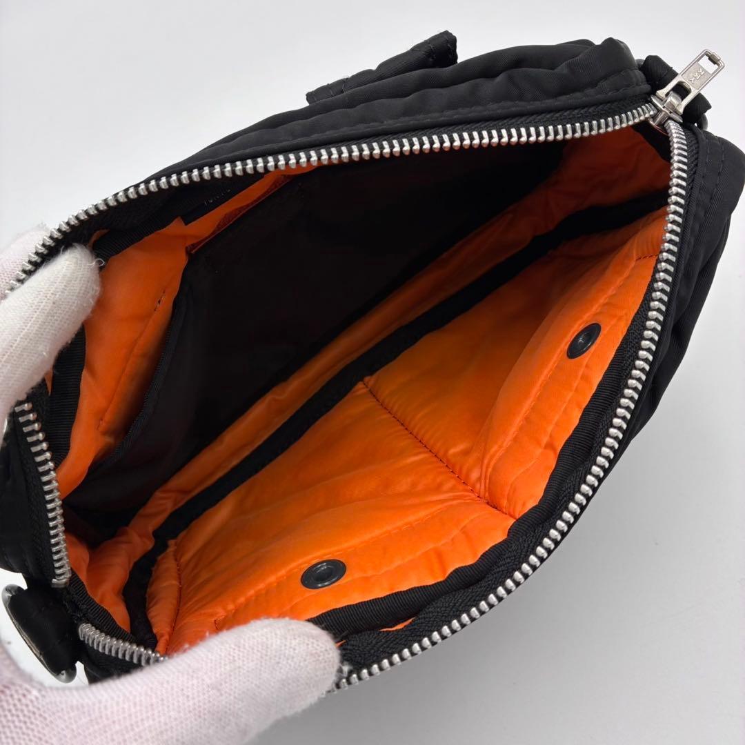 ポーター タンカー ショルダーバッグ コンパクト 黒 ナイロン 日本製 お出かけ