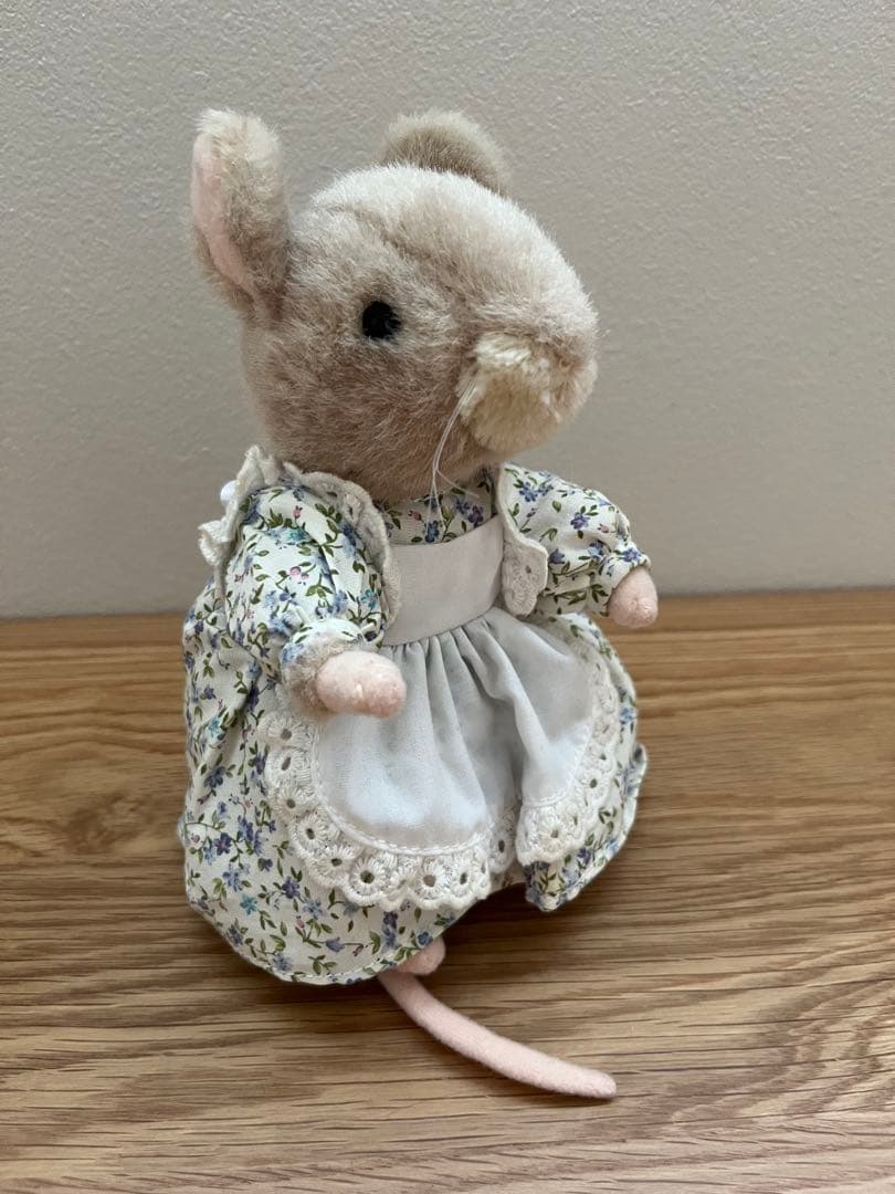 ピーターラビット ぬいぐるみ　ハンカマンカ