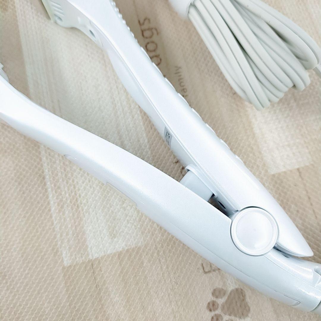 ほぼ未使用○KINUJO 絹女 ストレート アイロン ホワイト