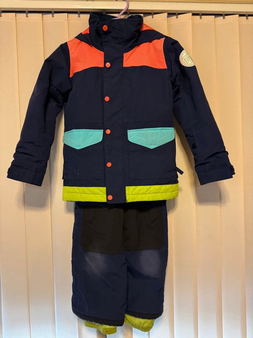 Burton 子ども用スノーボードウェア　上下　バートン