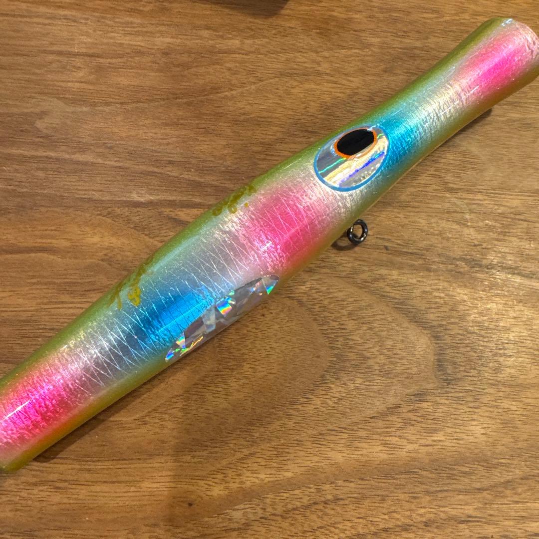 貝田ルアー　アントニオ200