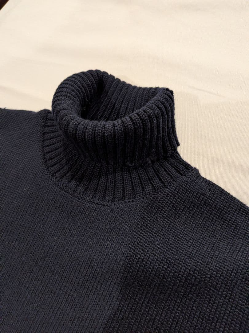 ザノーネ　ミドルゲージ　ネイビー タートルネック　４８