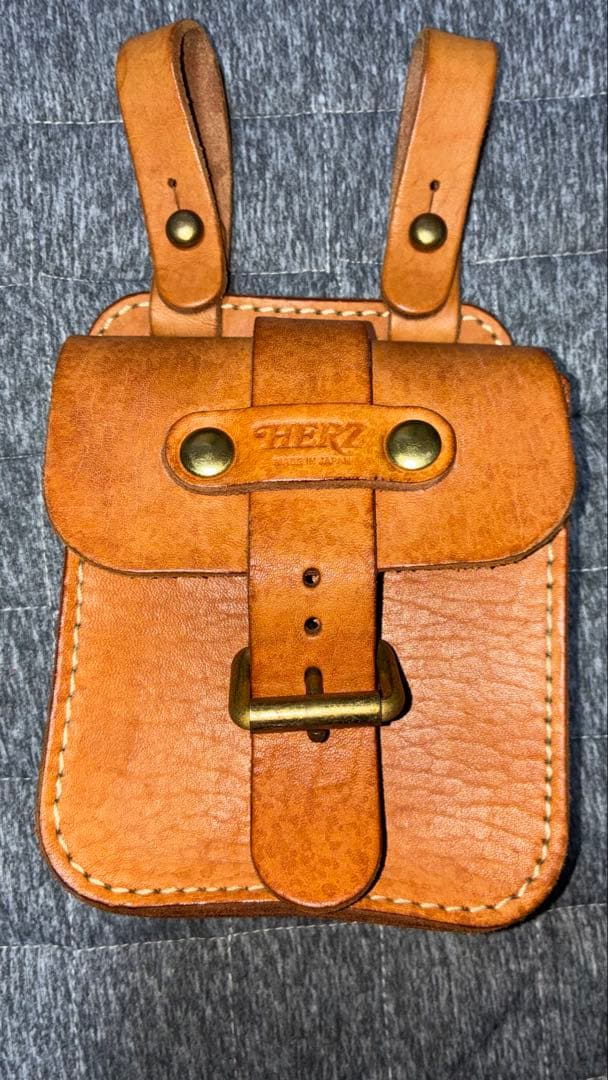 herzレザーベルトポーチ