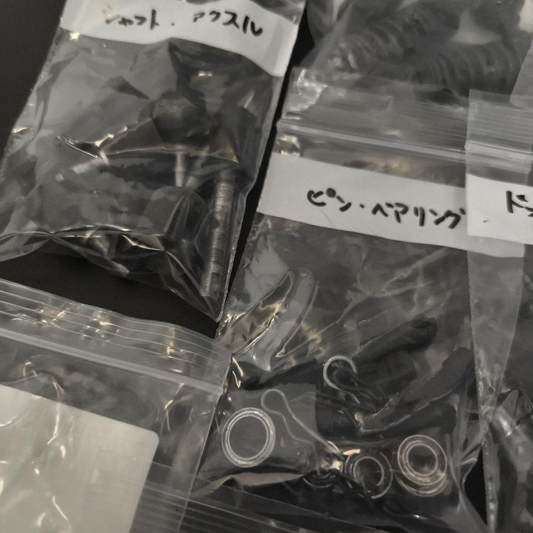 値下げ！早いもの勝ち！ジャンク　TT02　シャーシ　パーツセット　オプション多数