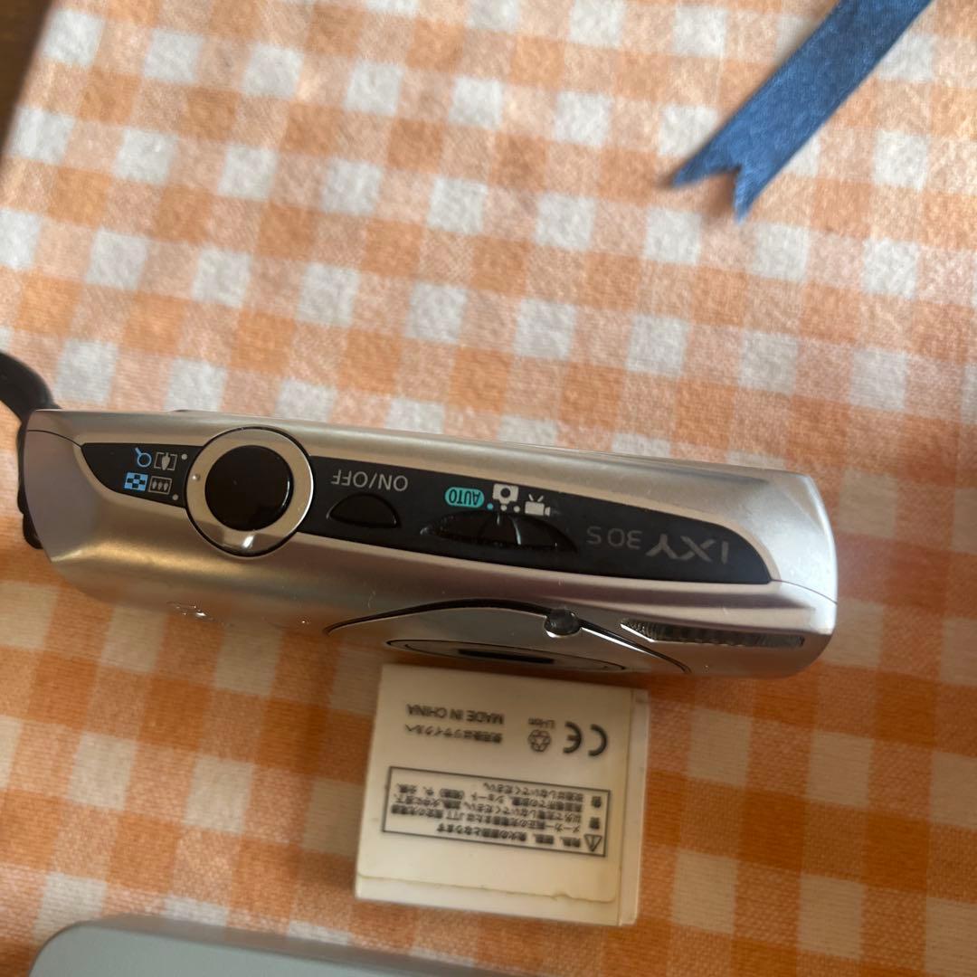 【メモリーカード無】Canon IXY 30Sコンパクトデジタルカメラ