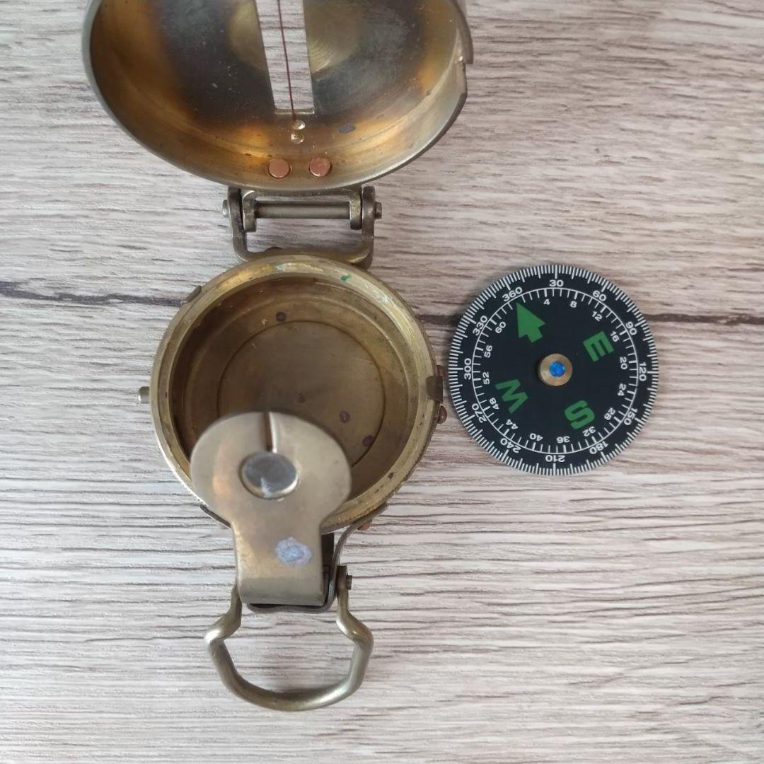 方位磁石　コンパス