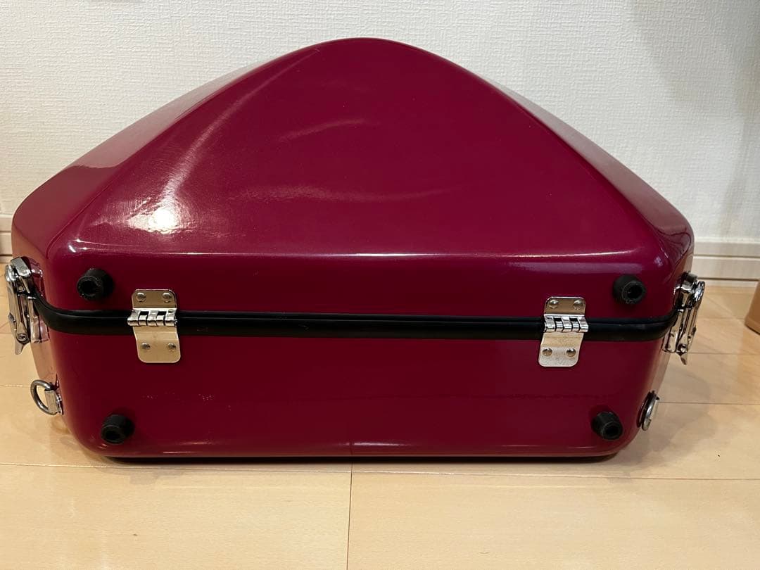 フレンチホルンケース バーガンディ　ワイン色