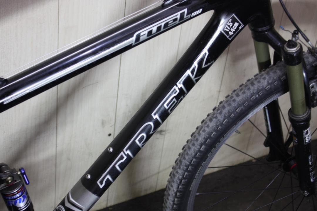 トレックTREK FUEL98 フールカーボン26型27速 440mm MTB