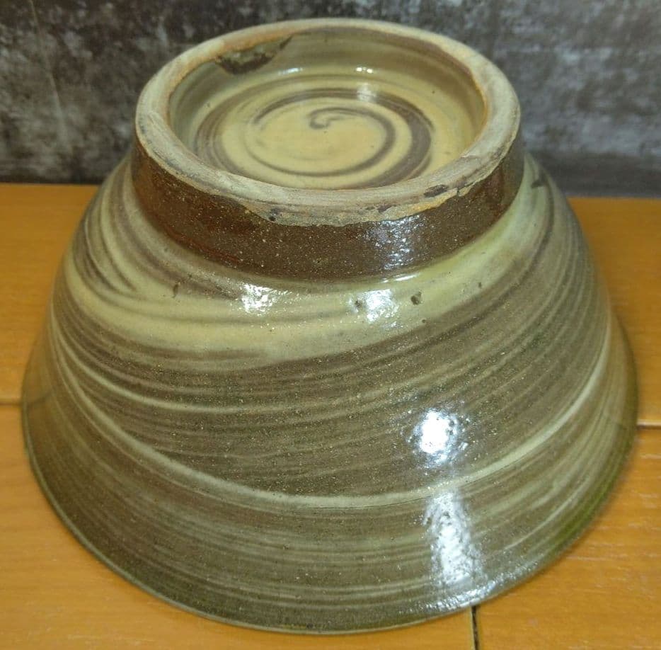 人間国宝 金城次郎 魚紋碗(茶碗,マカイ) 栞 共箱 美品 やちむん 壷屋焼