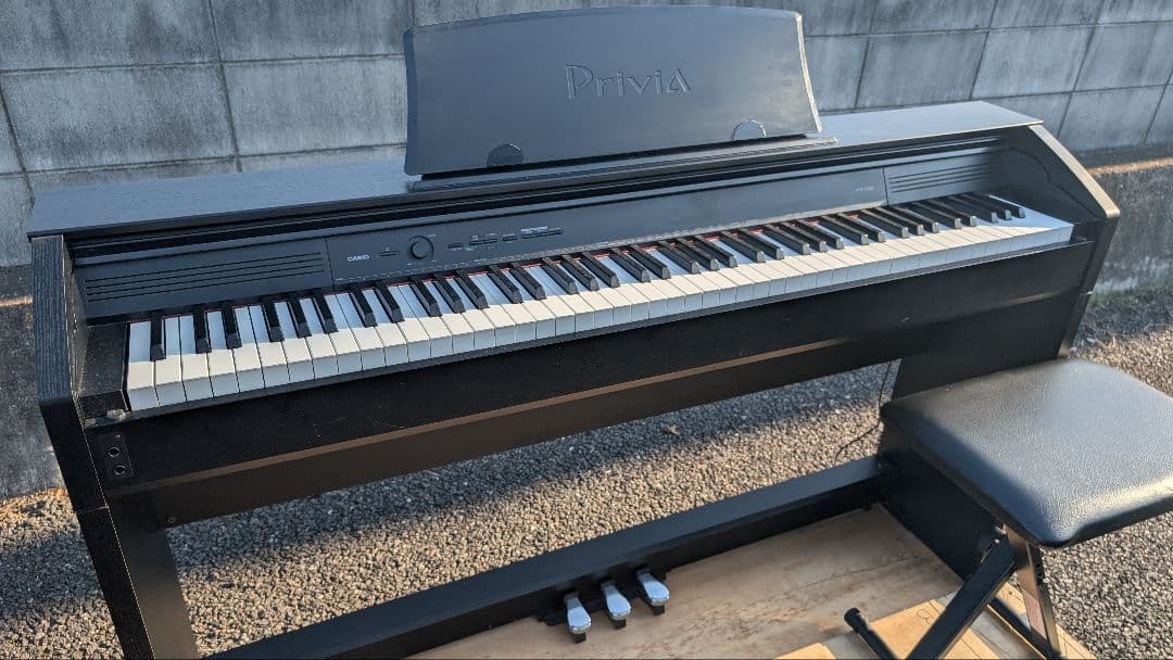 送料込み CASIO privia PX-750 2014年製 激美品