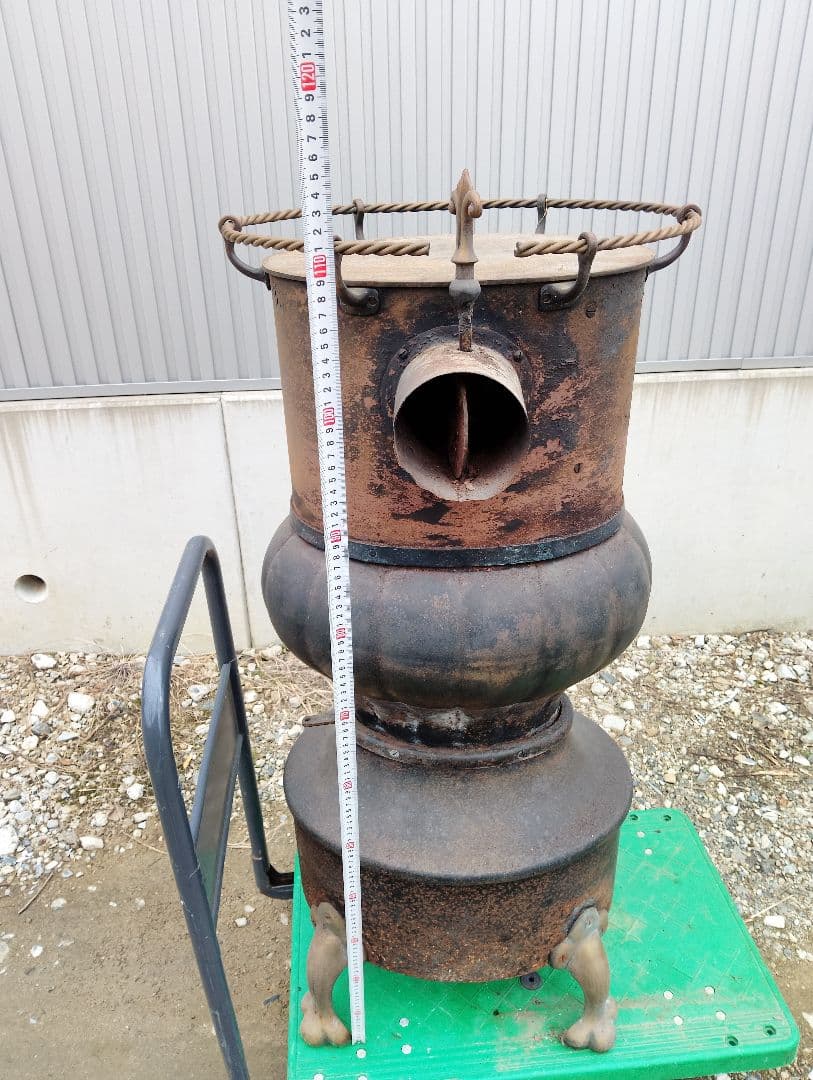 ストーブ フランス　鋳物 鉄製 シャビー レトロ ヴィンテージ