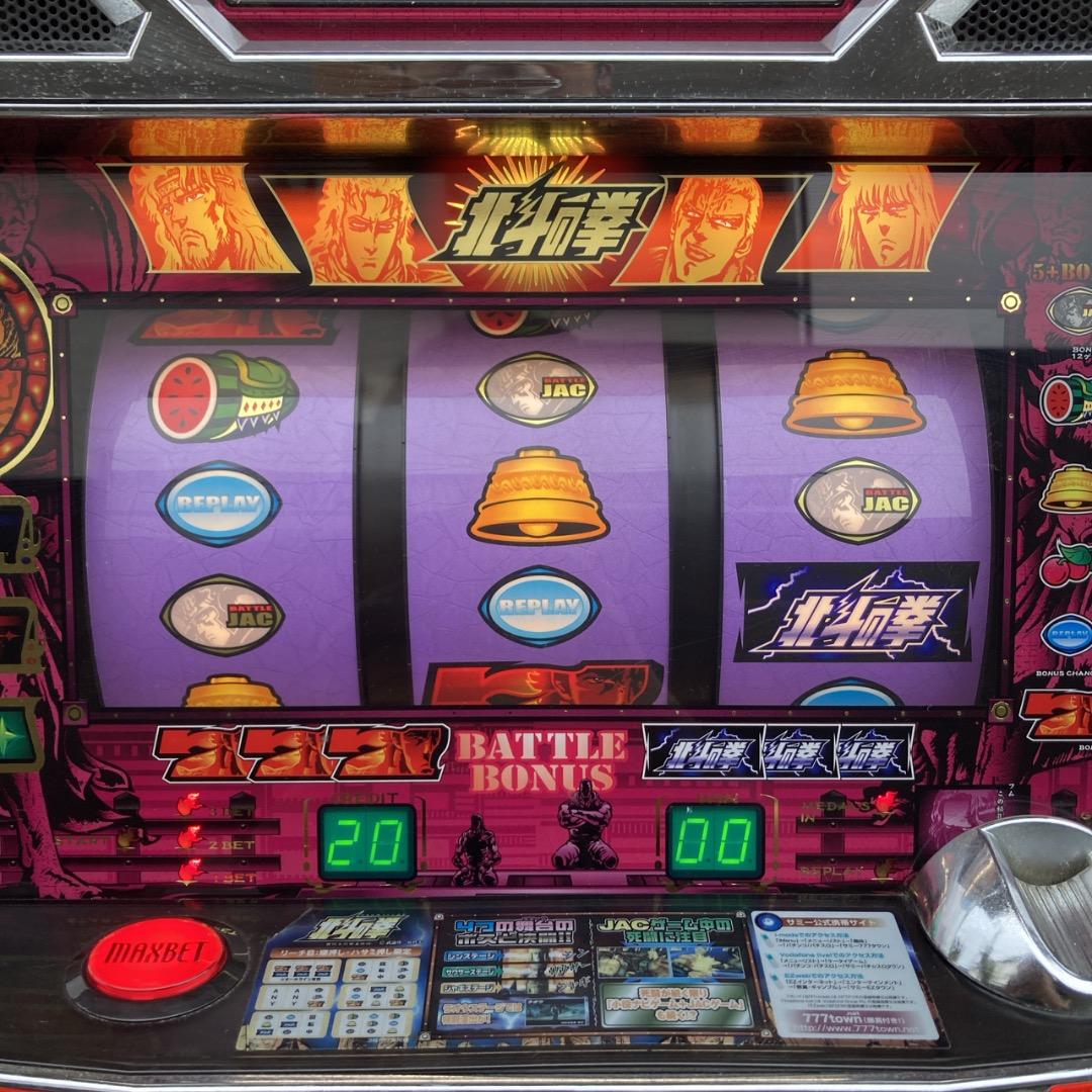 【お値下げOK】 サミー 北斗の拳 4号機 初代 ユリア 鍵あり 不要機