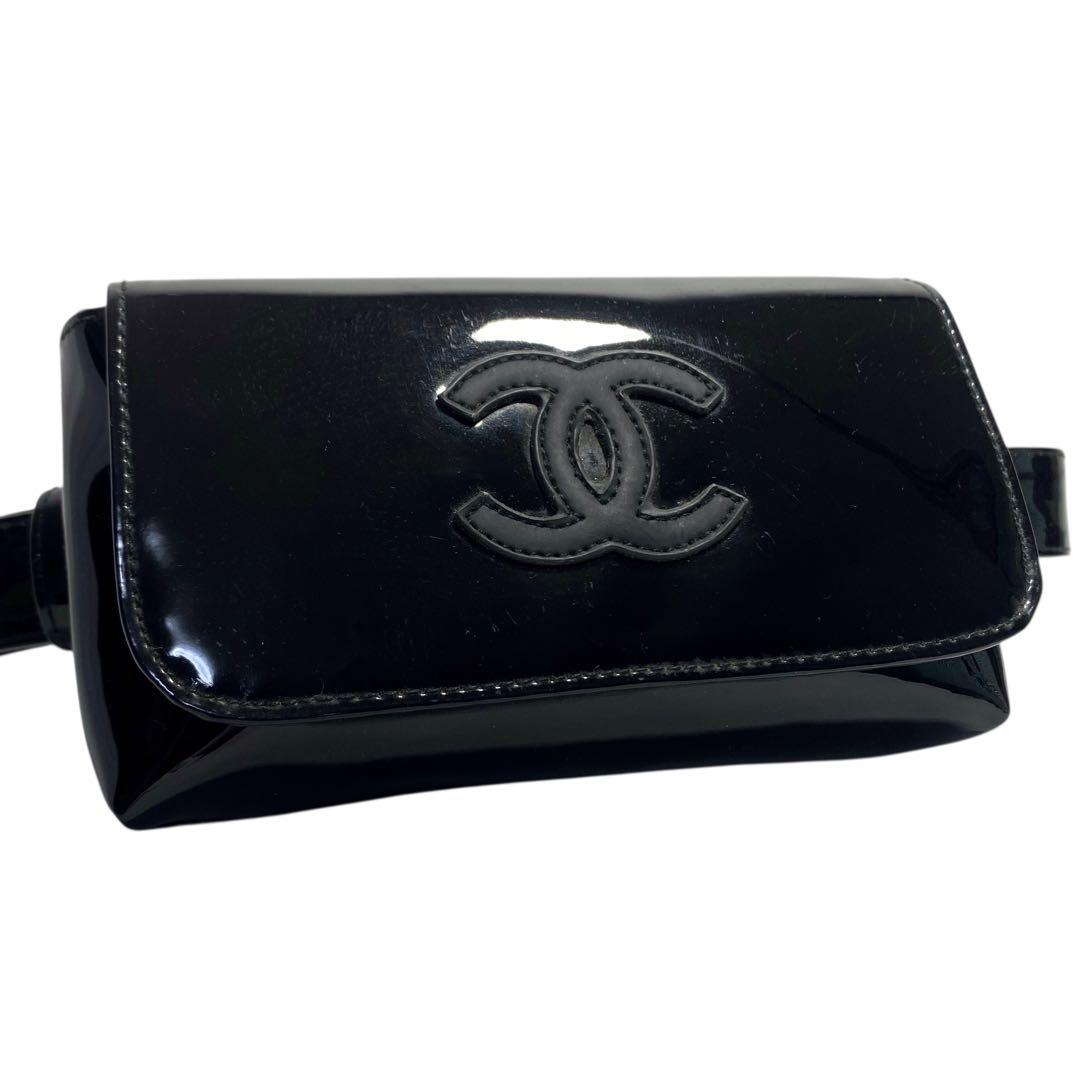 ⭐️CHANEL⭐️シャネル　ウエストポーチ　エナメル　ノベルティ　ボディバッグ