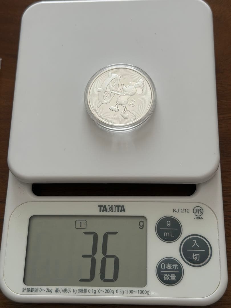 ミッキーマウス　ニウエ　銀貨　1枚