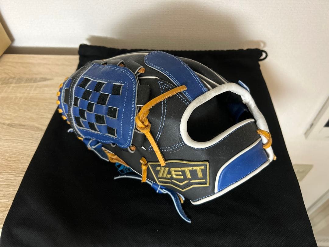 ゼット ZETT 硬式内野用 グローブ グラブ 左投げ 海外 源田モデル