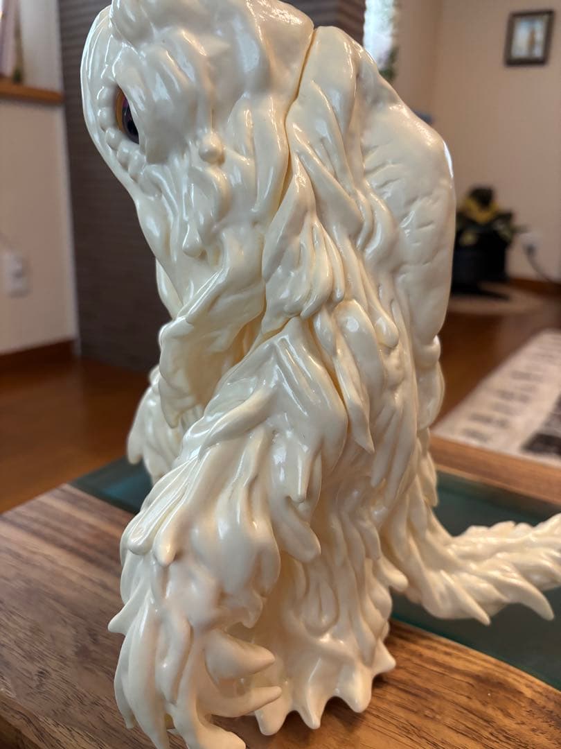 CCP × DOARAT ヘドラ成長期 白ソフビ　限定150体