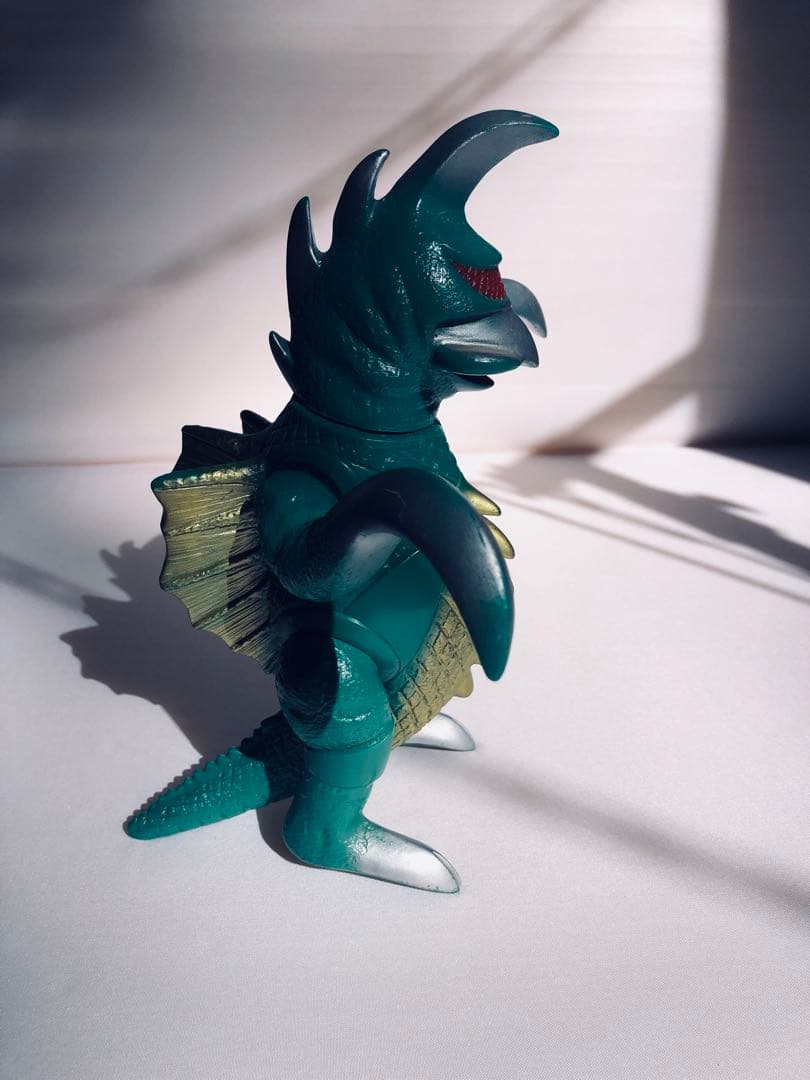 ブルマァク ガイガン ソフビ 1970年代/1992年復刻ガイガン　2体