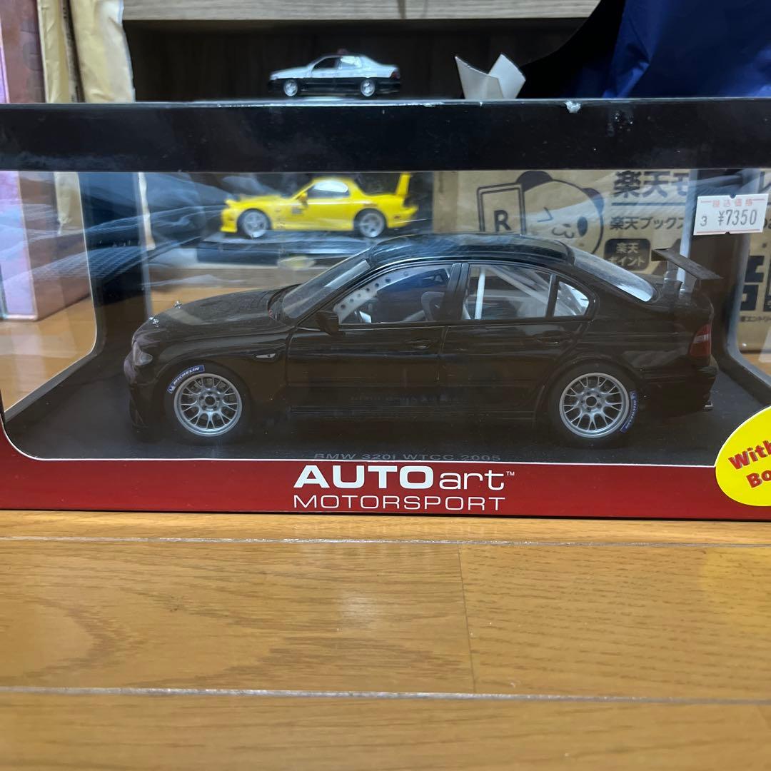 オートアート 1/18  320i E46 WTCC