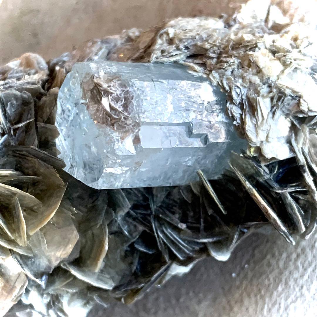 アクアマリン×モスコバイト共生標本-6