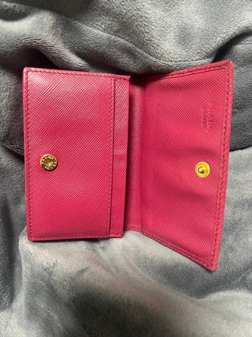 PRADA プラダ　サフィアーノレザー　ピンク　名刺入れ　レディース