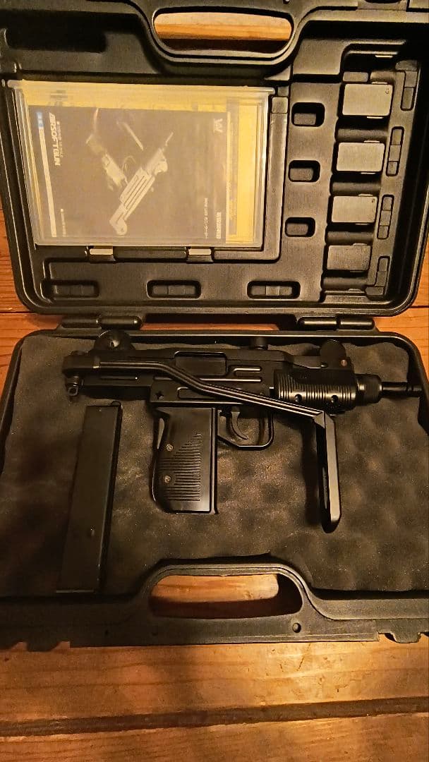 ウエスタンアームズ　ミニウージー