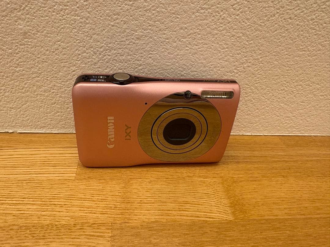 Canon IXY 200F デジカメ