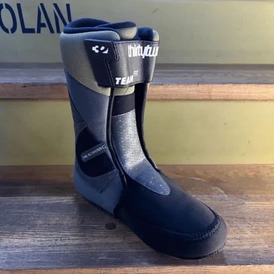 THIRTYTWO 2026 【LASHED BRADSHAW】26.0cm