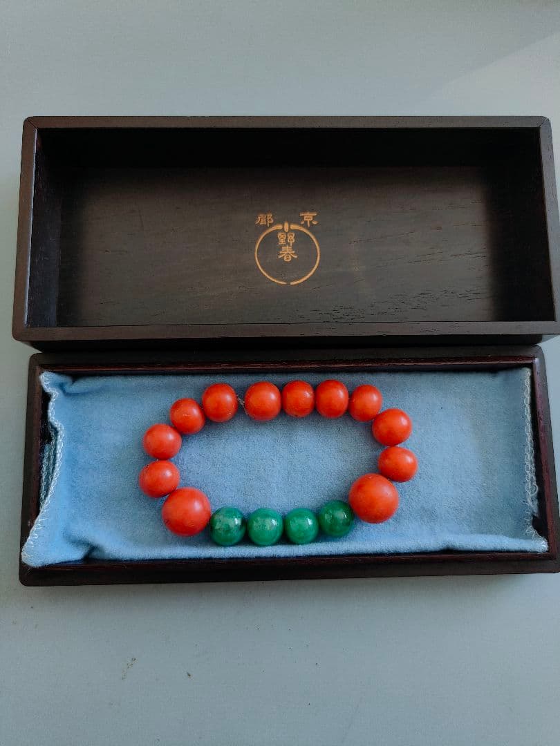 本珊瑚 翡翠玉 唐木箱付き 時代物