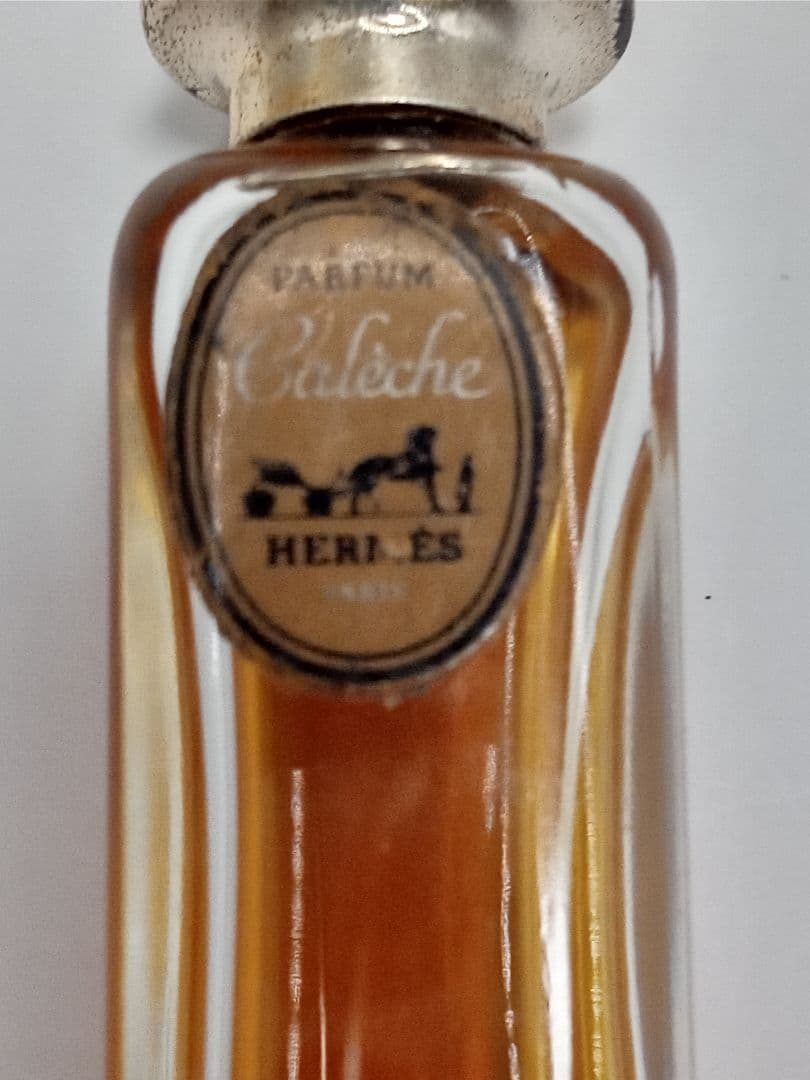 希少 エルメス 香水