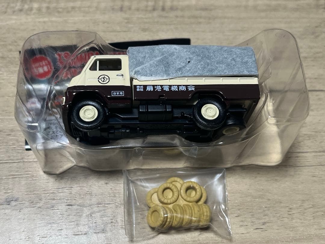 トミカリミテッドヴィンテージ トヨタ トヨエース