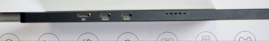 モニター16インチ4k