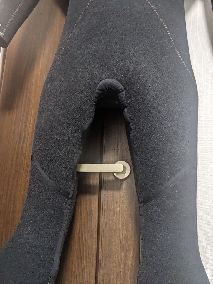 Wave Attack 【DOVE 製】 セミドライ 5mm×3mm　裏起毛