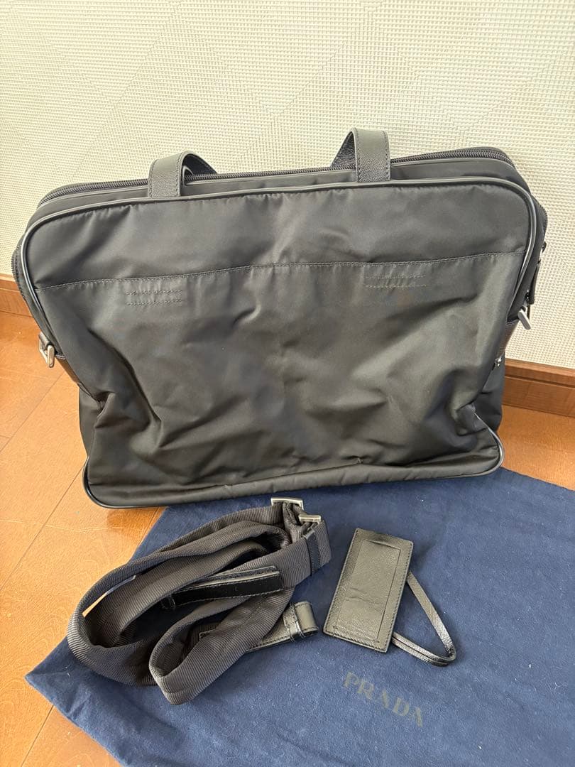 PRADA プラダ ビジネスバッグ ブリーフケース ナイロン 三角ロゴ 黒