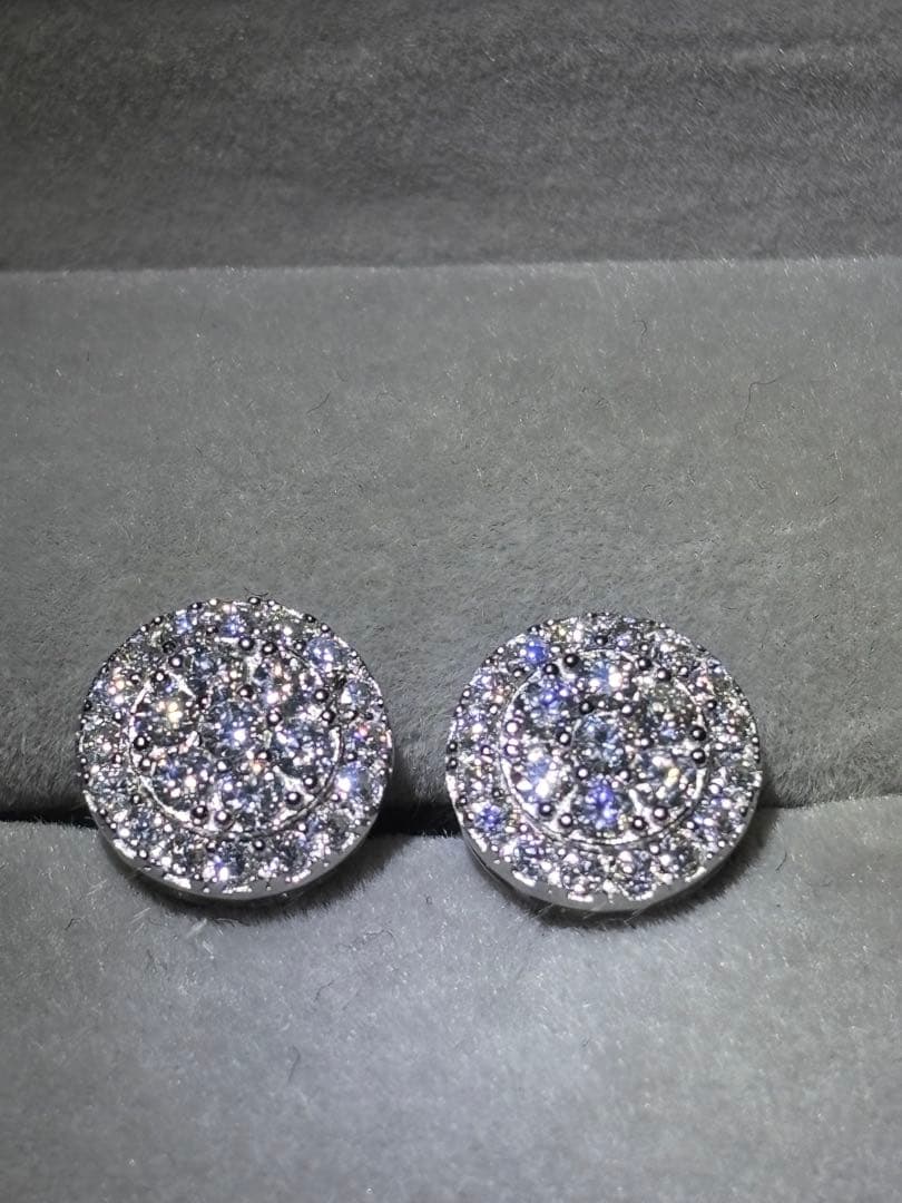 モアサナイト 10mm 丸型 両耳ピアス イヤリング