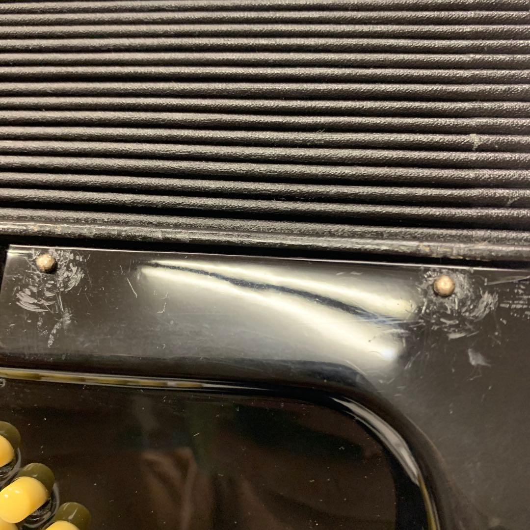 Hohner Bravo III 72 アコーディオン　 34鍵 72ベース