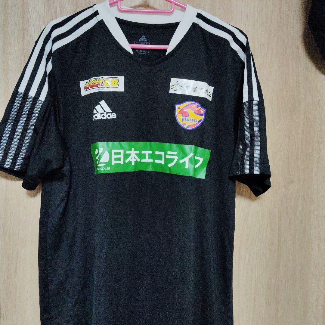 ベガルタ仙台　選手使用　支給品サッカーシャツパンツ４点セット 背番号22　2xo