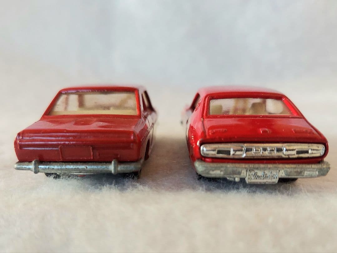 (トミカ日本製) 日産ブルーバード2台