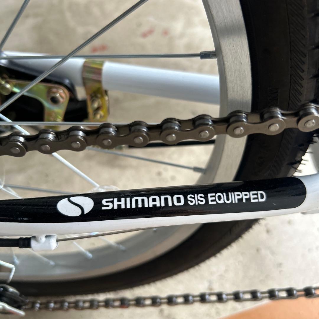 20インチTOMONAU 折りたたみ自転車 前カゴ付き、シマノ製品、新品未使用