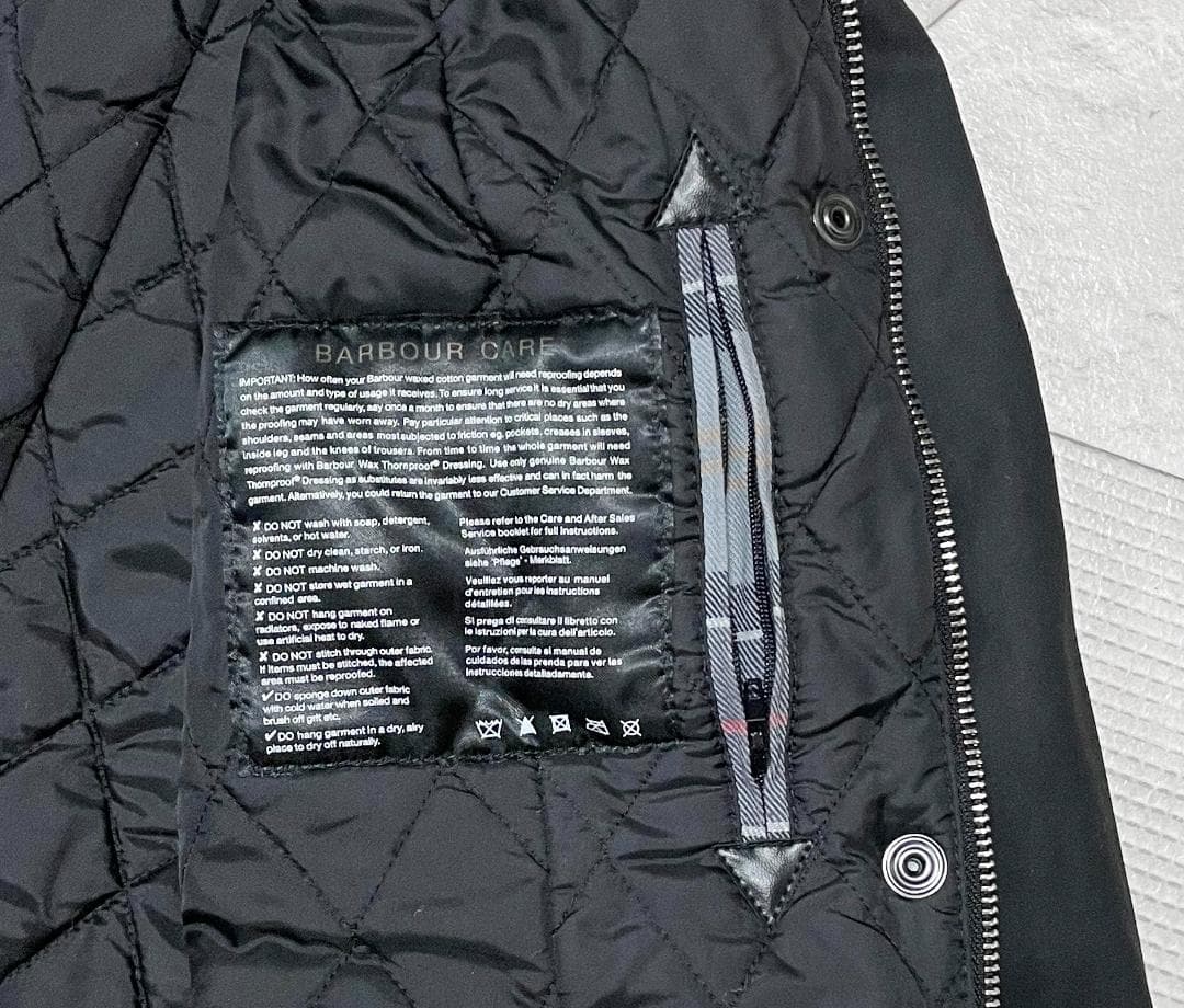 日本未発売 バブアー【BARBOUR】フード付きワックスコットンジャケット 黒L