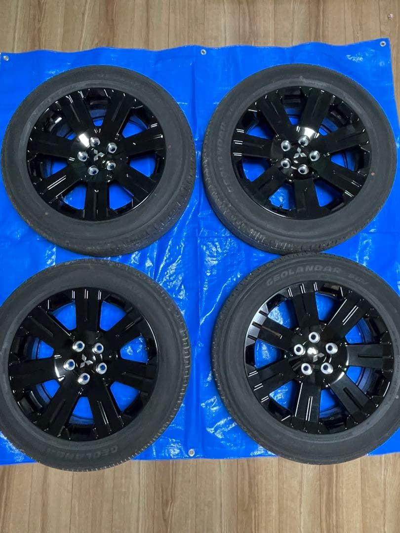 三菱デリカD5 シャモニー タイヤ ホイール【新車外し】1点ずつ出品　（4/4）