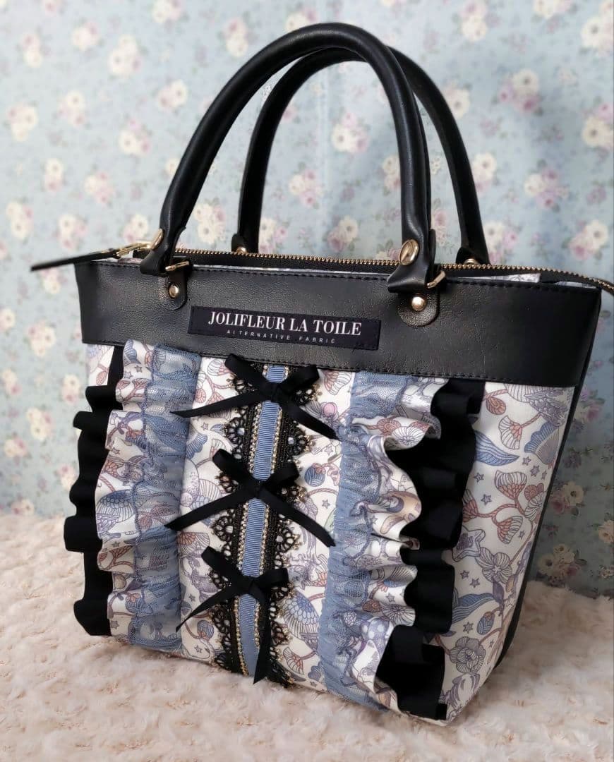 い*ご様 ジョリーフルール　フラップファスナートート　ポイズンベリーシーフ　トリ
