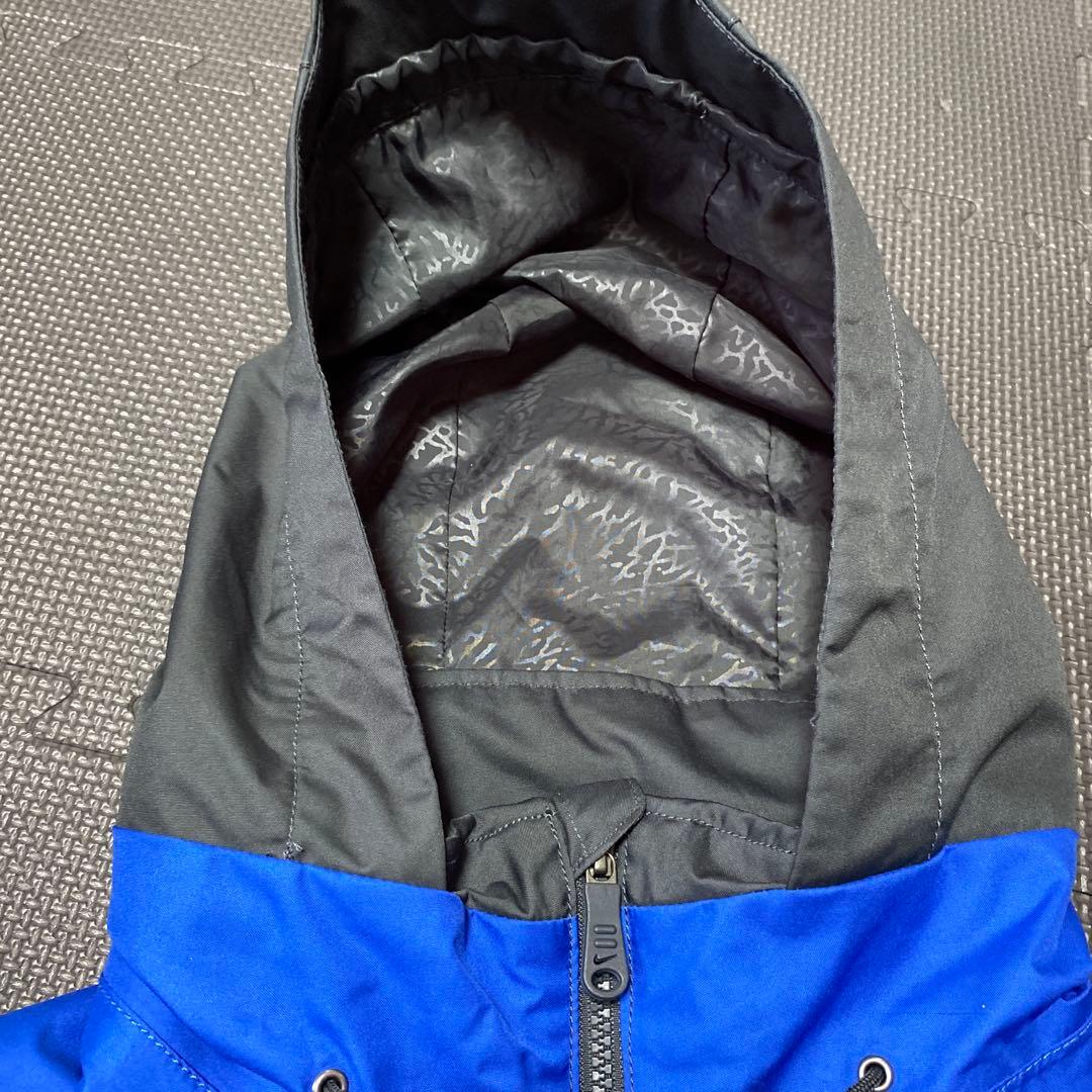 希少　NIKE ナイキ　fight スノーボードジャケット　ナイロンジャケット