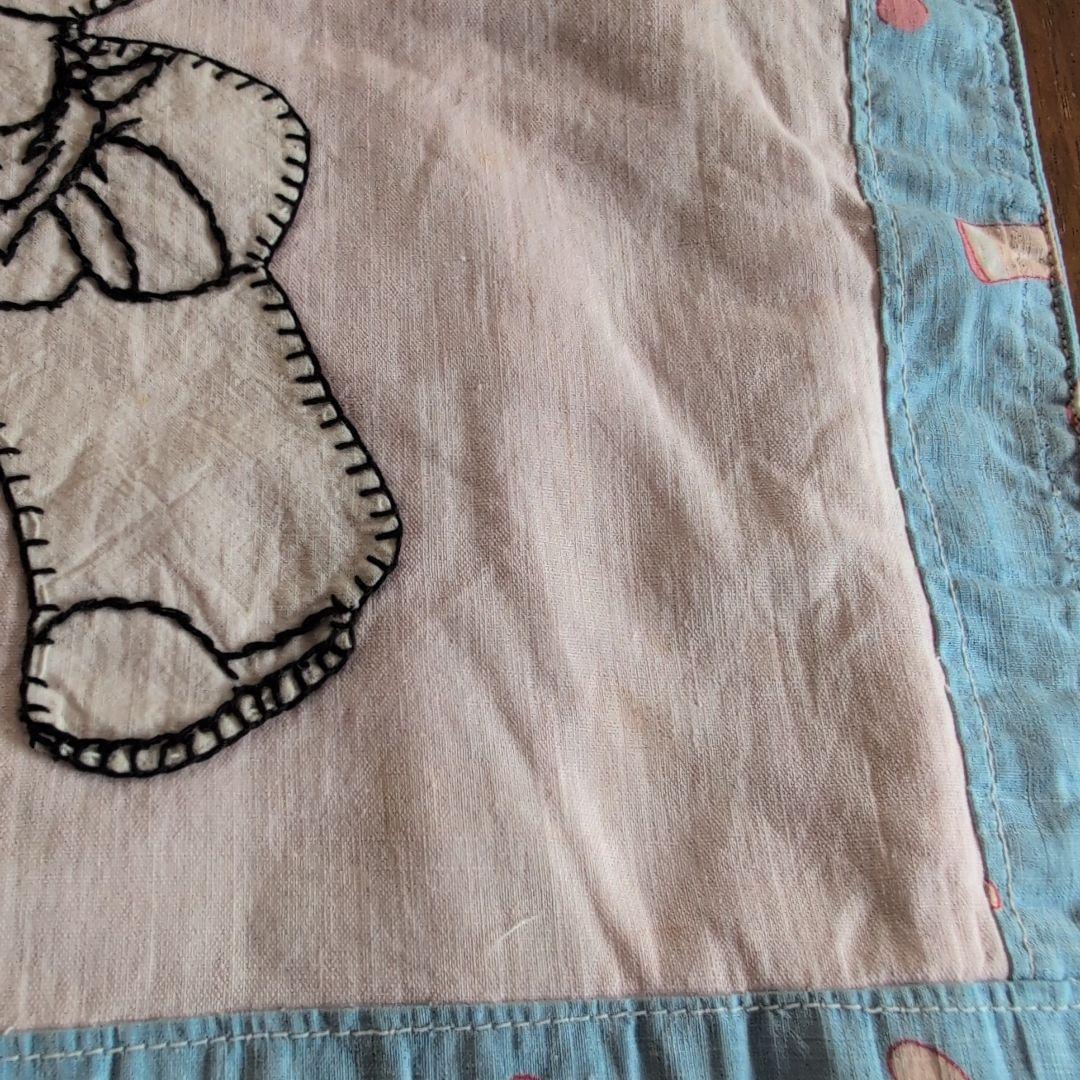 パッチワークキルト　アンティークキルト　動物柄