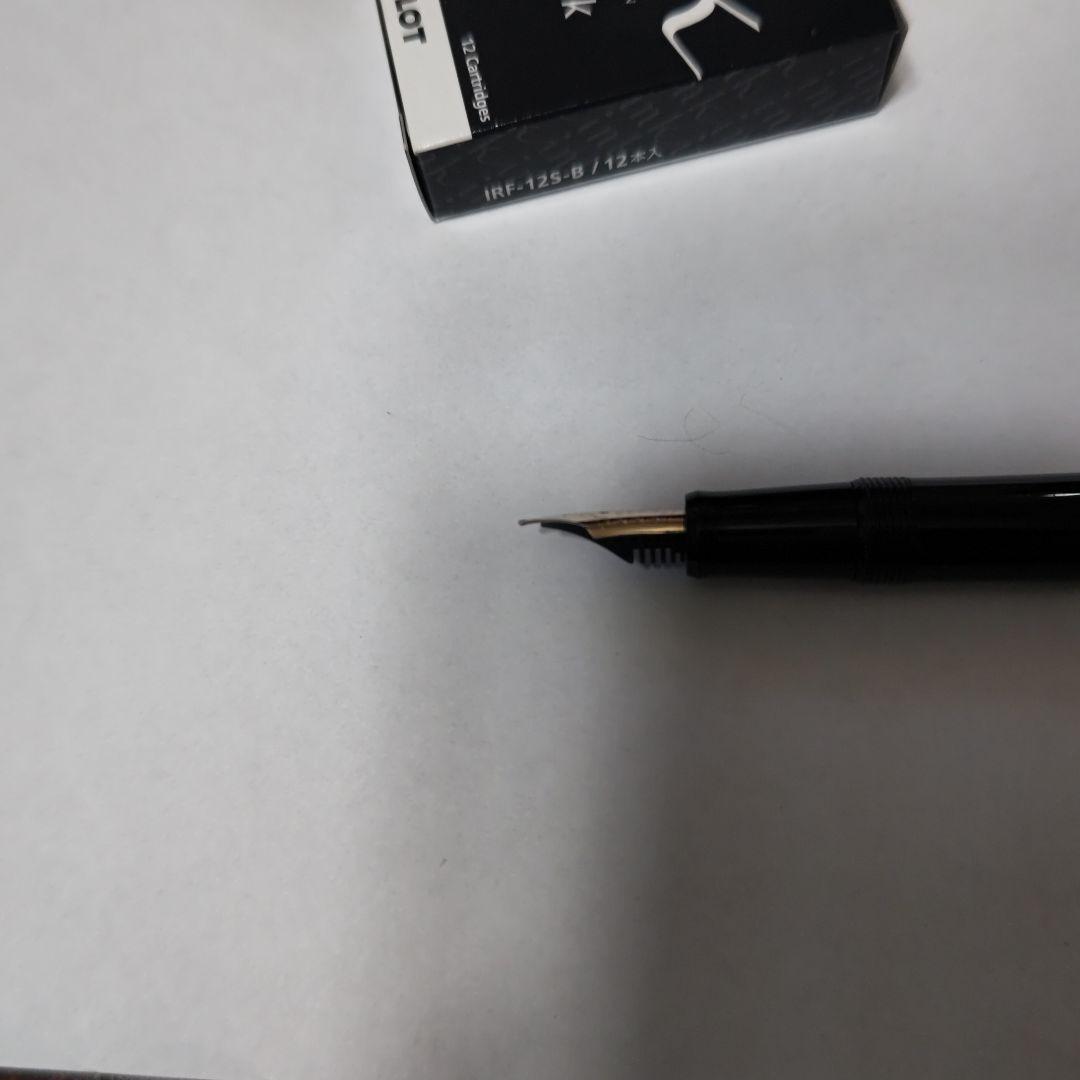 万年筆CUSTOM67／ペン先 14K 585 Mとカートリッジインク3個